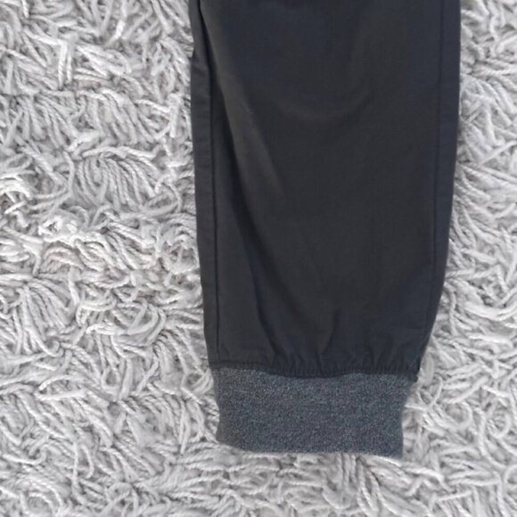 CAT&JACK Boy’s Double-Layered Water-Resistant Pants – Size 8 - Picture 3 of 7